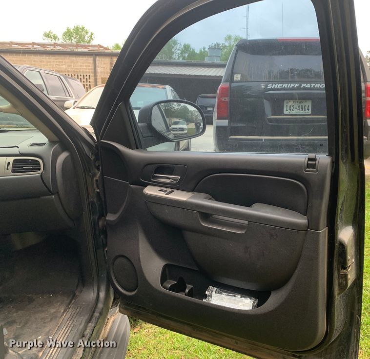 image for item KX9964 2013 Chevrolet Tahoe Police SUV