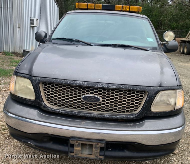 image for item KX9966 2003 Ford F150 SuperCrew pickup truck