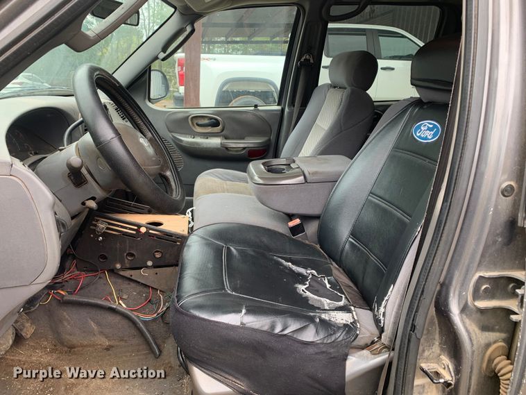 image for item KX9966 2003 Ford F150 SuperCrew pickup truck