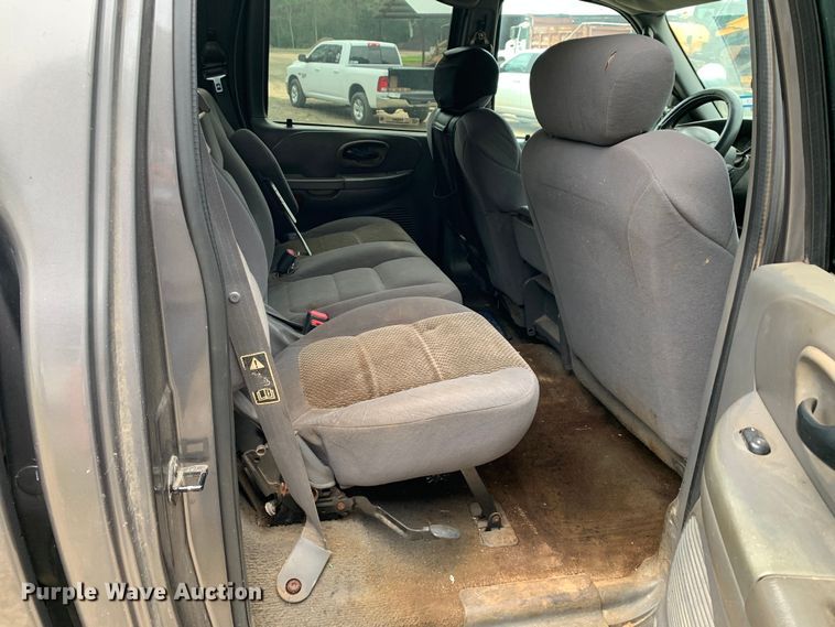 image for item KX9966 2003 Ford F150 SuperCrew pickup truck