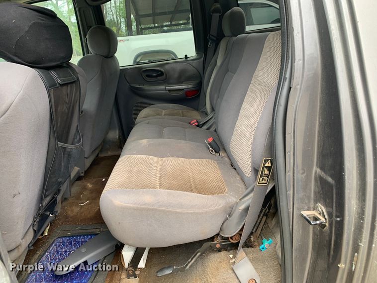 image for item KX9966 2003 Ford F150 SuperCrew pickup truck