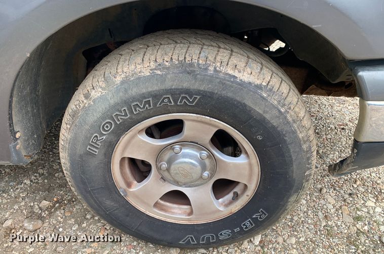 image for item KX9966 2003 Ford F150 SuperCrew pickup truck