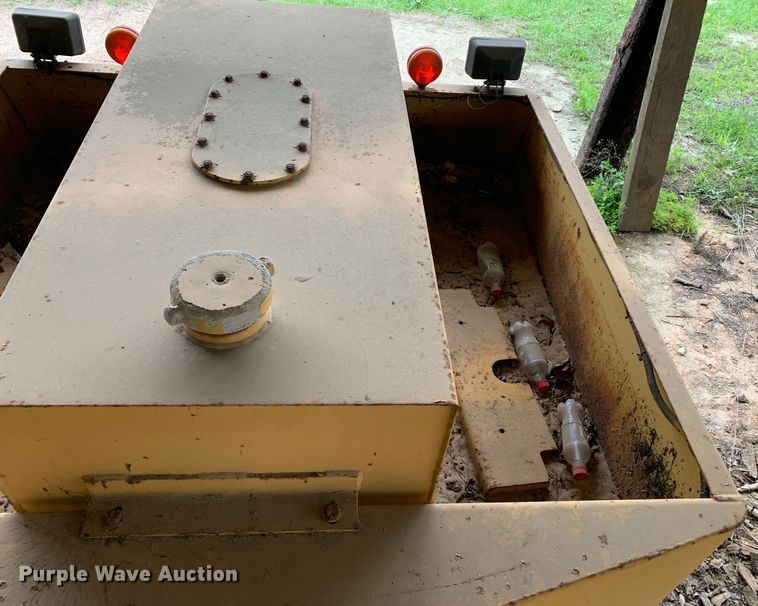 image for item KX9967 Hyster  C530A pneumatic roller