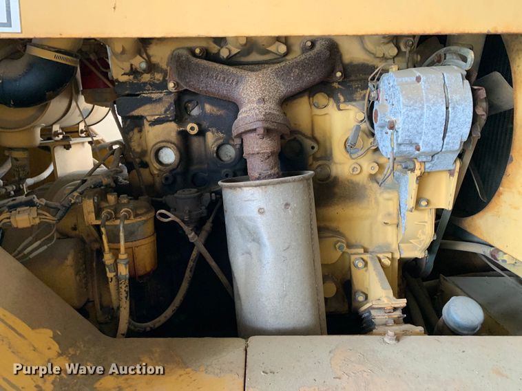 image for item KX9967 Hyster  C530A pneumatic roller