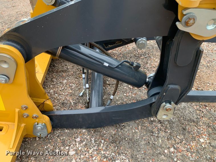 image for item KX9969 John Deere ripper / scarifier