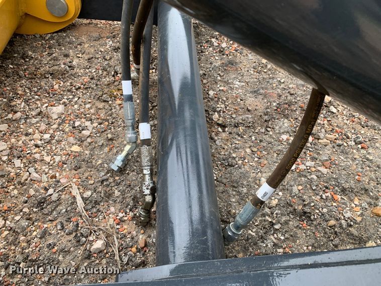 image for item KX9969 John Deere ripper / scarifier