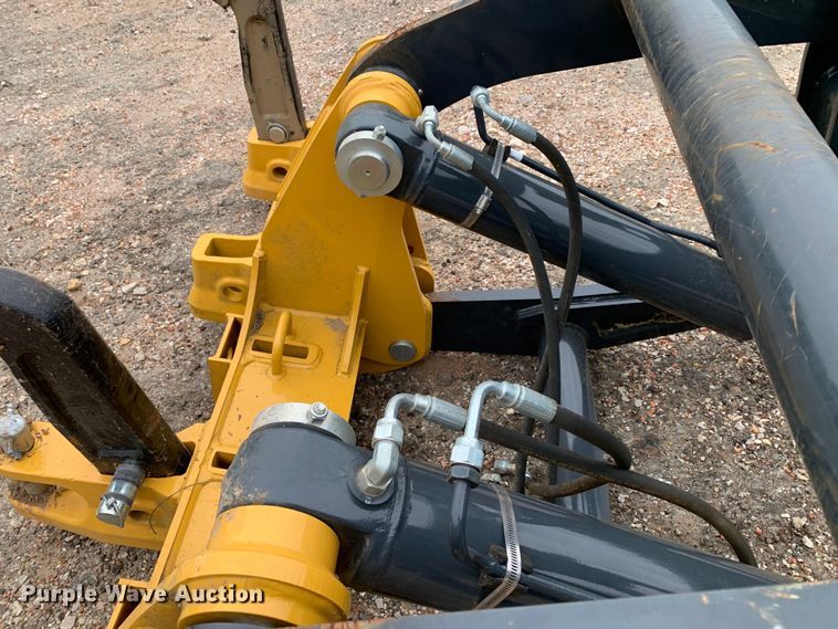 image for item KX9969 John Deere ripper / scarifier