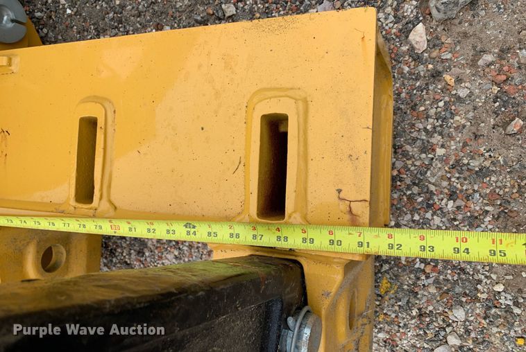 image for item KX9969 John Deere ripper / scarifier