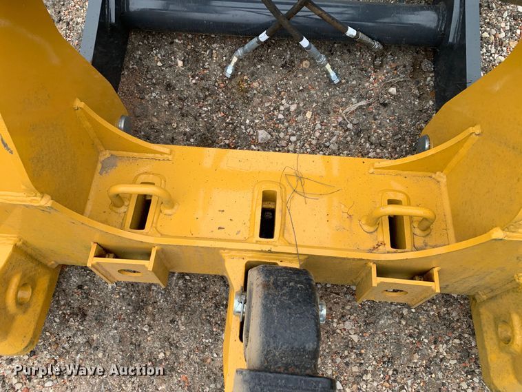 image for item KX9969 John Deere ripper / scarifier