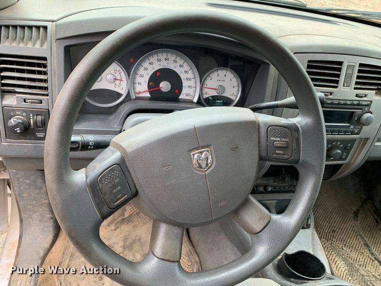 image for item KX9970 2006 Dodge Dakota SLT Quad Cab pickup truck