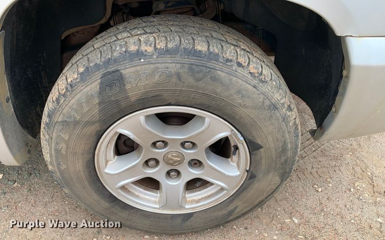 image for item KX9970 2006 Dodge Dakota SLT Quad Cab pickup truck