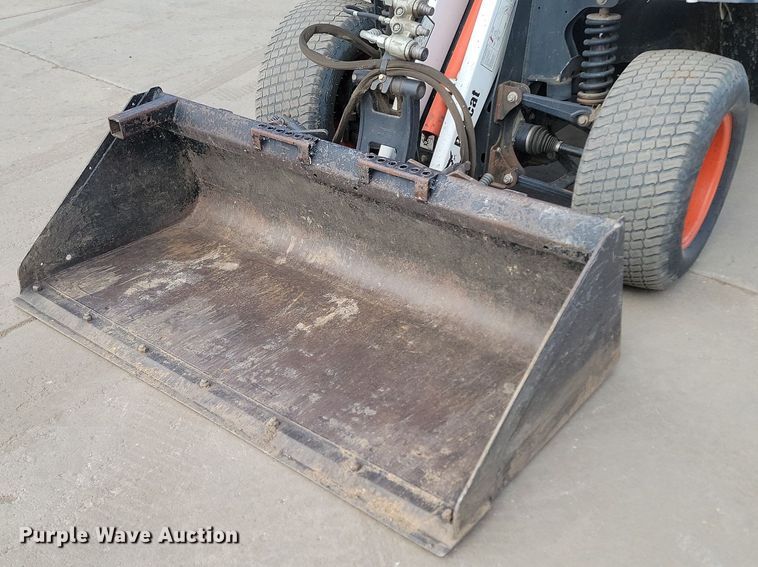 image for item LA9746 2018 Bobcat 5600 Toolcat utility vehicle