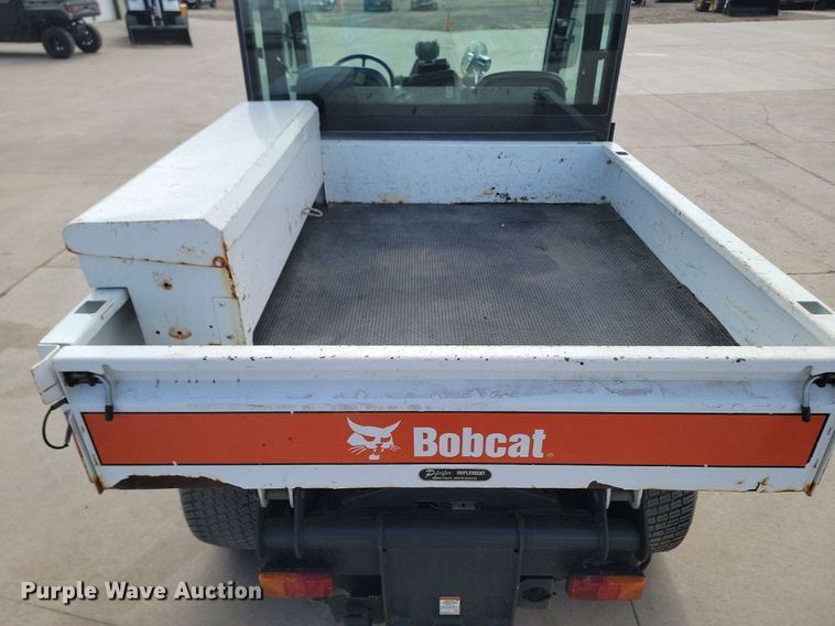 image for item LA9746 2018 Bobcat 5600 Toolcat utility vehicle