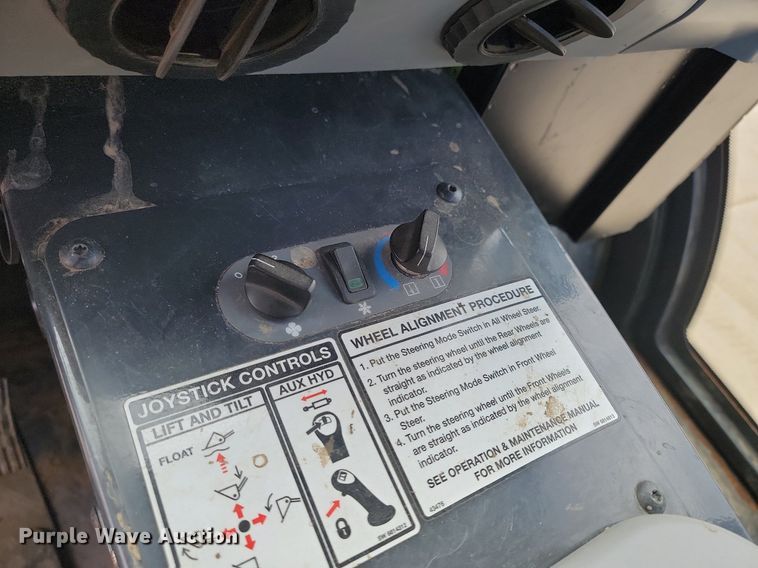 image for item LA9746 2018 Bobcat 5600 Toolcat utility vehicle