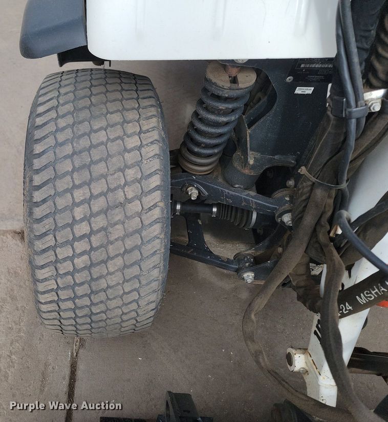 image for item LA9746 2018 Bobcat 5600 Toolcat utility vehicle