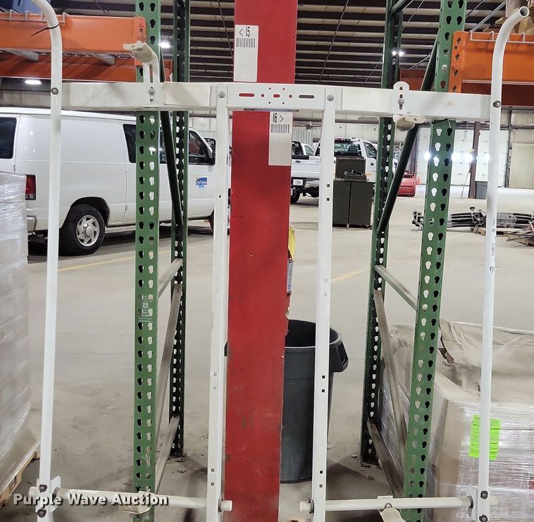 image for item LC9875 Adrian Steel auto glass rack