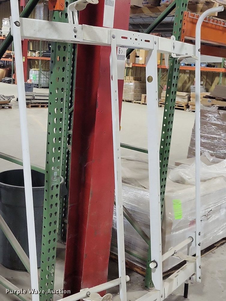 image for item LC9875 Adrian Steel auto glass rack