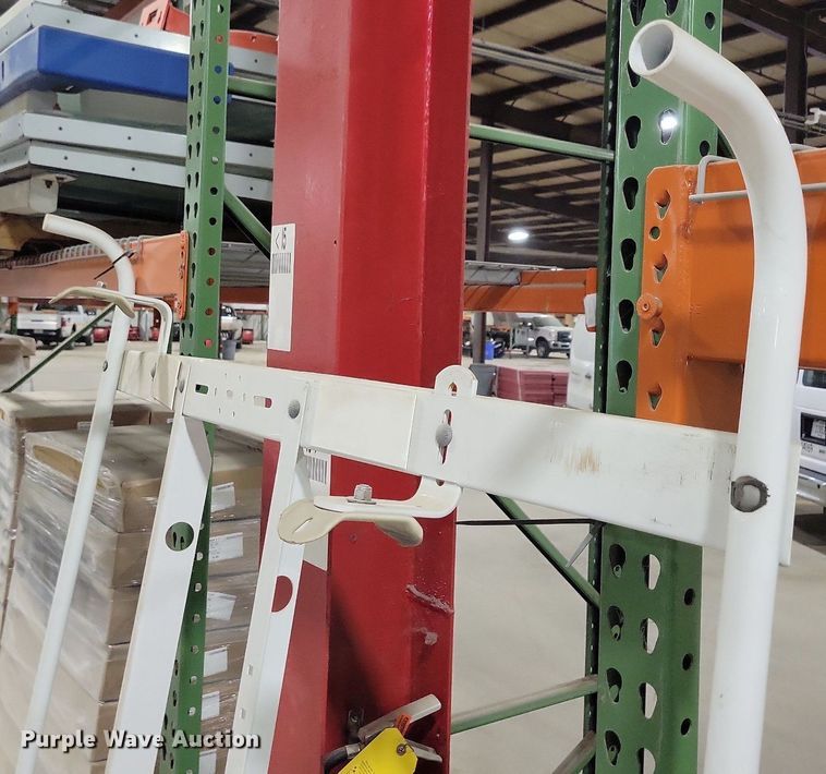 image for item LC9875 Adrian Steel auto glass rack