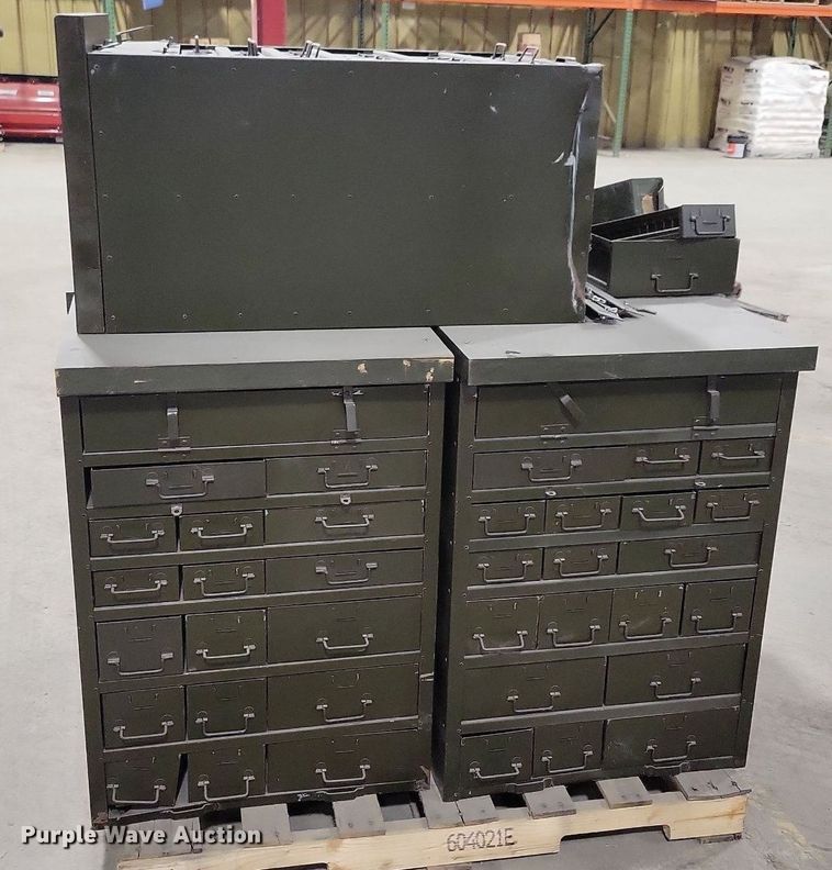 image for item LC9884 (5) Bolt bins