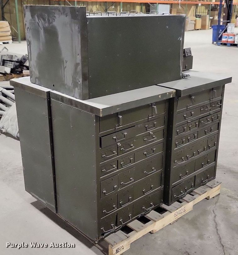 image for item LC9884 (5) Bolt bins