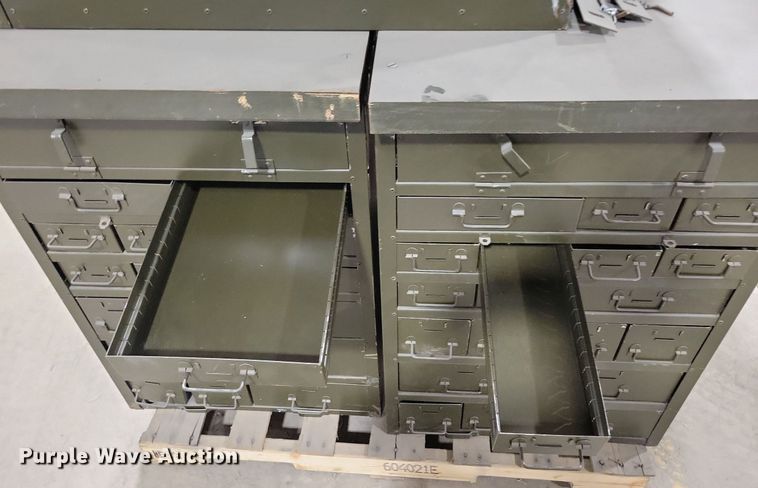 image for item LC9884 (5) Bolt bins