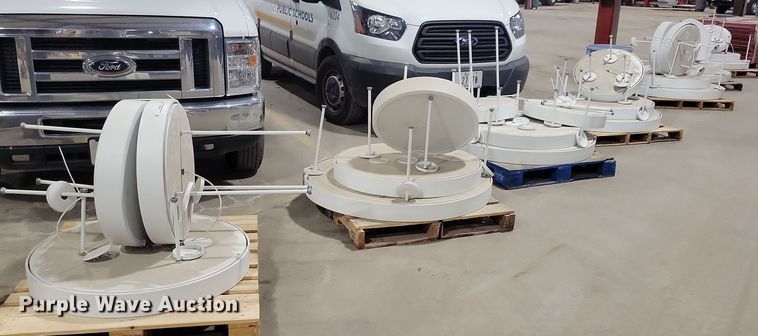 image for item LC9885 Shop lights