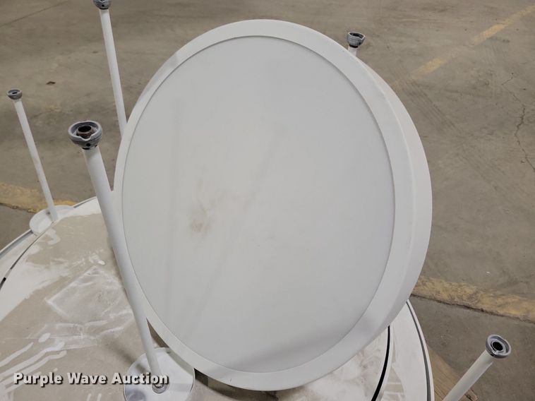 image for item LC9885 Shop lights