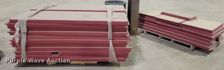 image for item LC9886 Gym wall mats