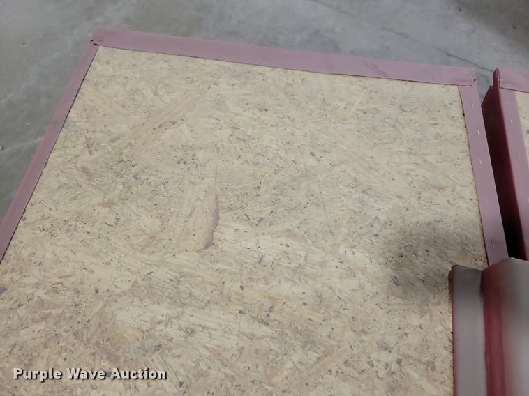 image for item LC9886 Gym wall mats