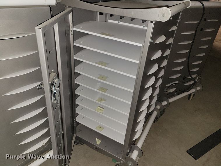 image for item LC9890 (18) charging stations