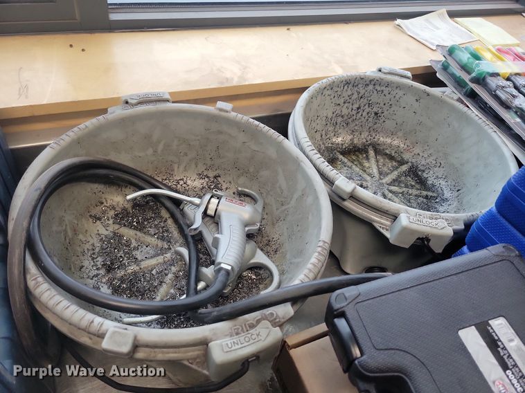 image for item LC9898 Tools