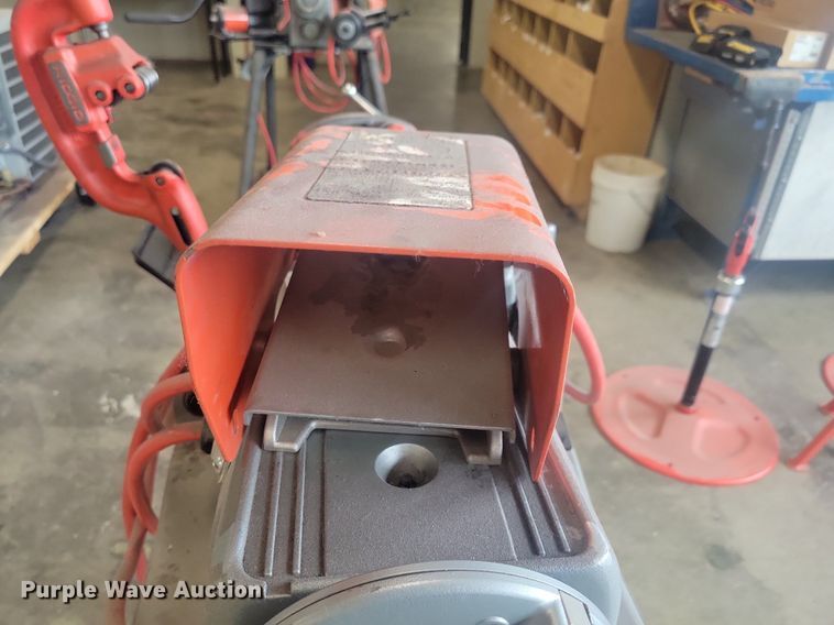 Ridgid 300 Compact threading machine in Des Moines, IA Item LC9901