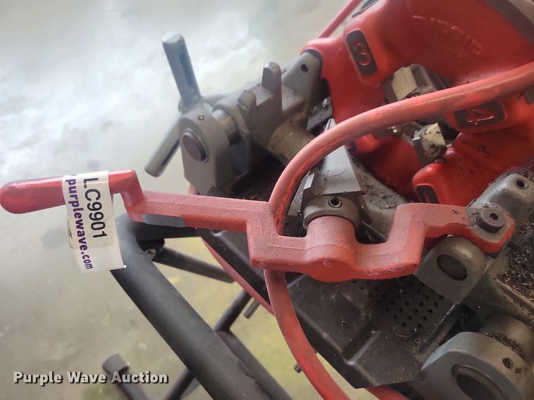 Ridgid 300 Compact threading machine in Des Moines, IA Item LC9901