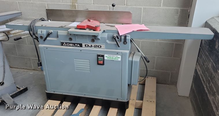 image for item LC9914 Delta DJ-20 jointer