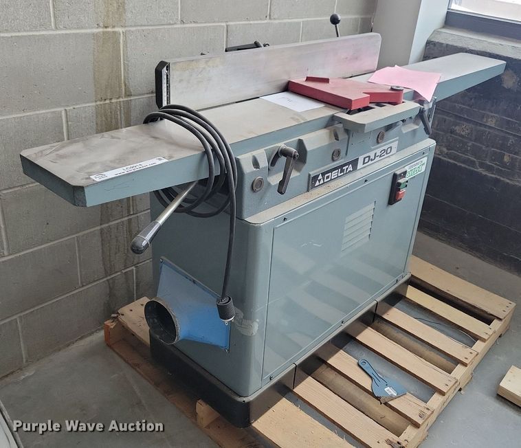 image for item LC9914 Delta DJ-20 jointer