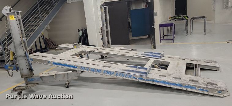 image for item LC9916 DUZ-MOR Pro Liner frame straightener