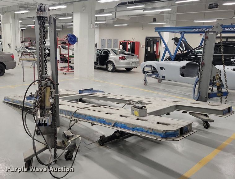 image for item LC9916 DUZ-MOR Pro Liner frame straightener