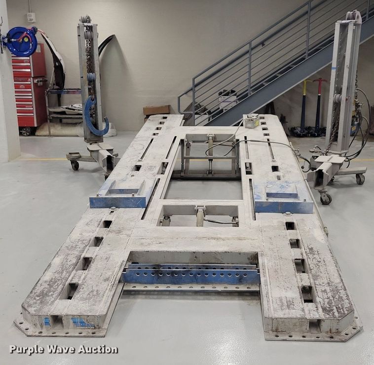 image for item LC9916 DUZ-MOR Pro Liner frame straightener