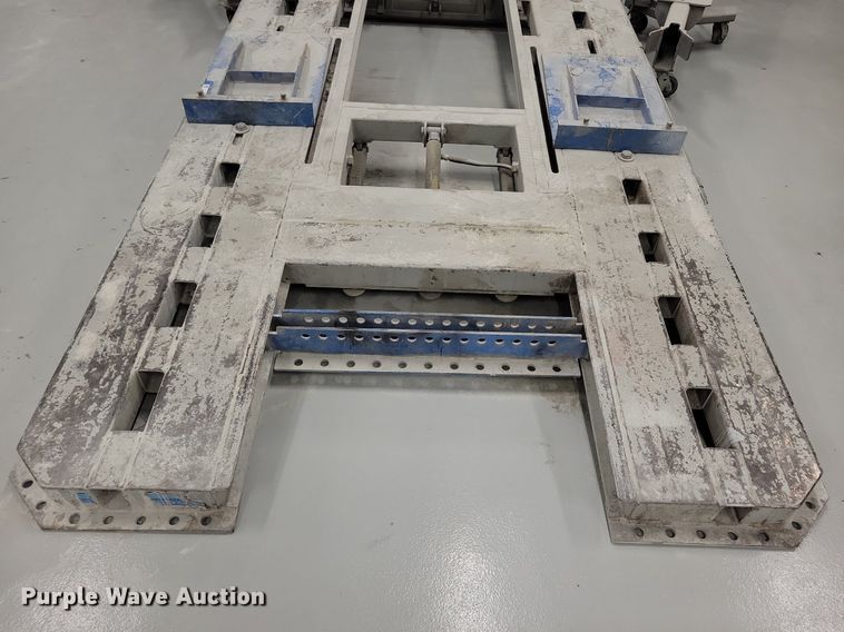 image for item LC9916 DUZ-MOR Pro Liner frame straightener