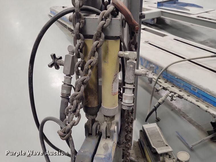 image for item LC9916 DUZ-MOR Pro Liner frame straightener