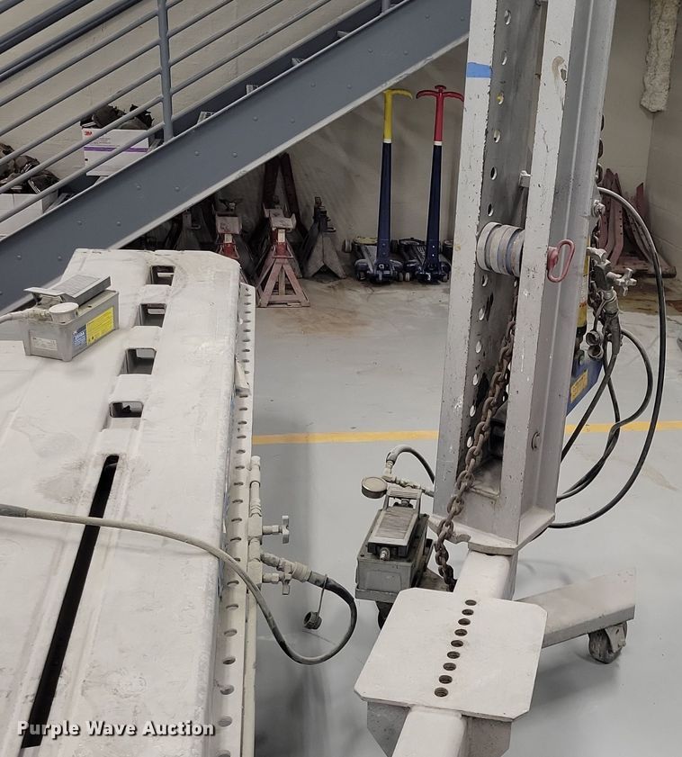 image for item LC9916 DUZ-MOR Pro Liner frame straightener