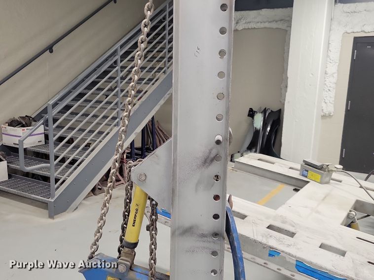 image for item LC9916 DUZ-MOR Pro Liner frame straightener