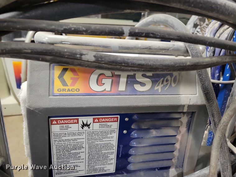 image for item LC9920 (3) paint sprayers