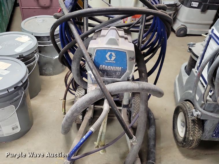 image for item LC9920 (3) paint sprayers