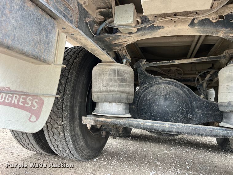 image for item LD9354 2010 Freightliner  Business Class M2 vacuum truck