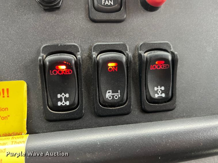 image for item LD9354 2010 Freightliner  Business Class M2 vacuum truck