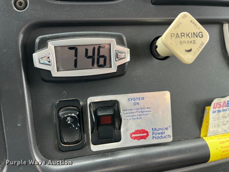 image for item LD9354 2010 Freightliner  Business Class M2 vacuum truck