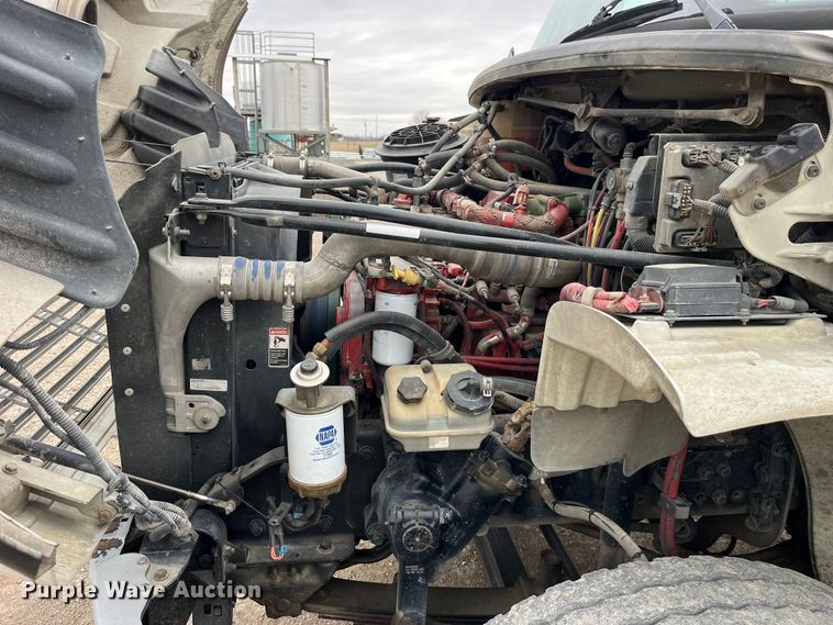 image for item LD9354 2010 Freightliner  Business Class M2 vacuum truck