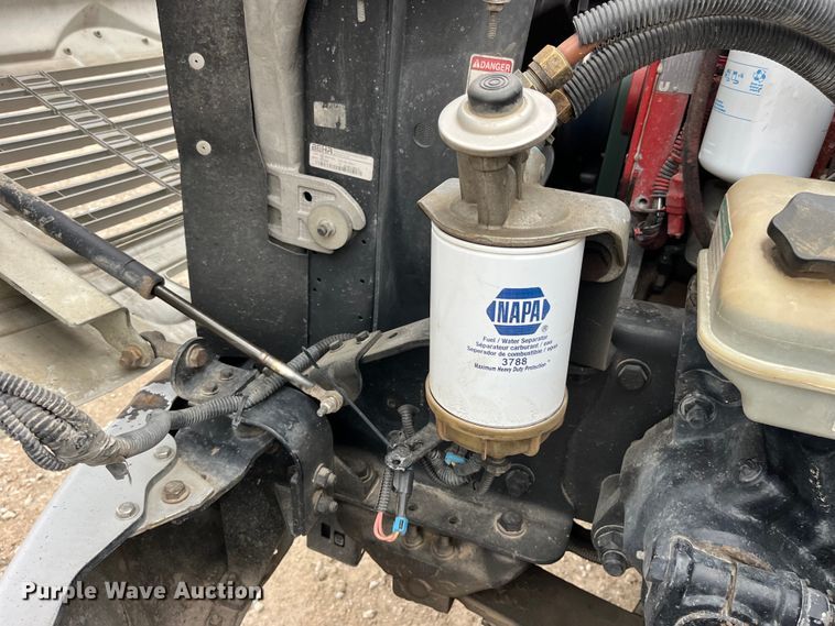 image for item LD9354 2010 Freightliner  Business Class M2 vacuum truck