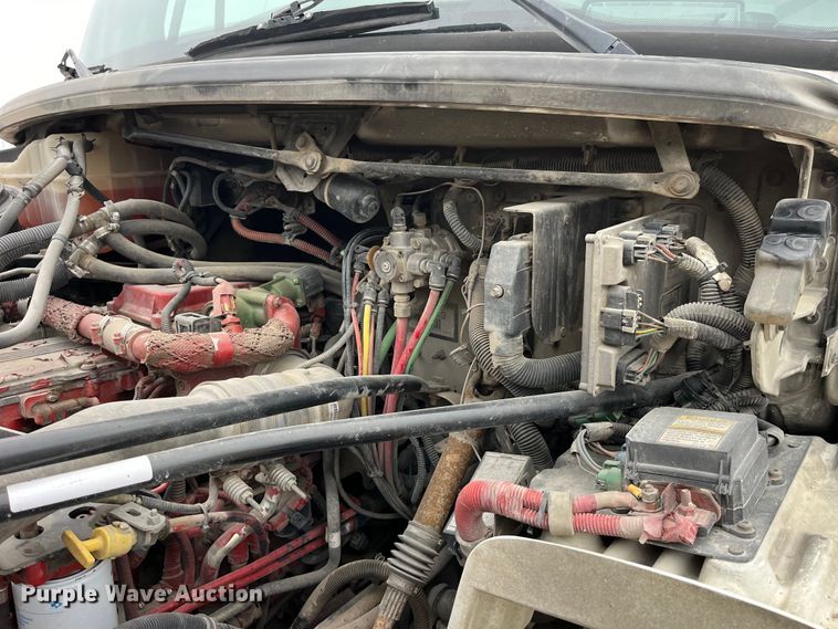 image for item LD9354 2010 Freightliner  Business Class M2 vacuum truck